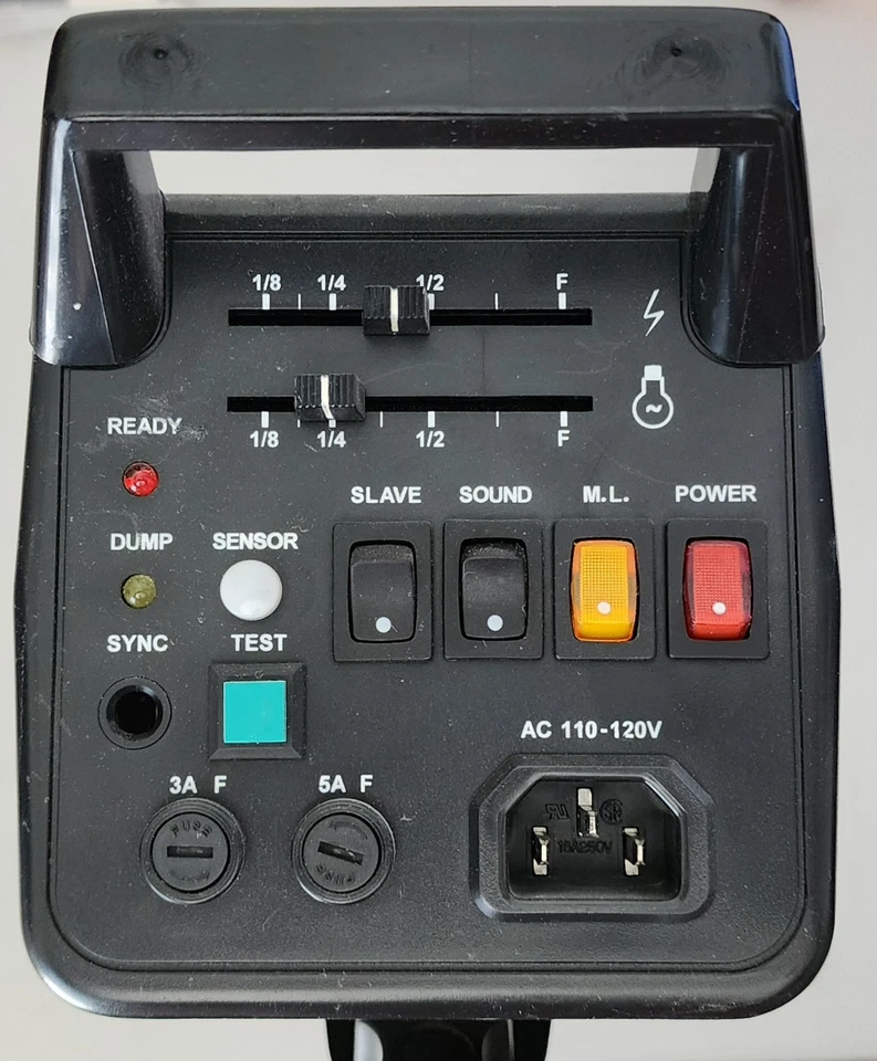 Excalibur SP-3200 Studio Light w/ Power Cord & Snoot TESTED - Image 2 of 3