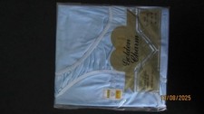 VINTAGE GOLDERN CHARM   KNICKERS /SLIP  SET  NEW  W 22-32 INCH