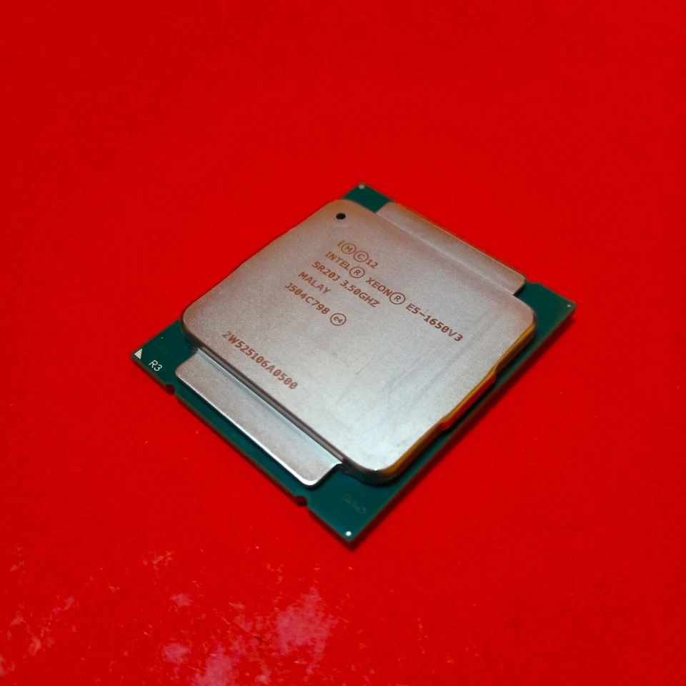 Processeur Intel Xeon E5-1650 v3 - 3.5 GHz - 6 Core - 15 Mo - LGA2011-3 - SR20J - Photo 3/3