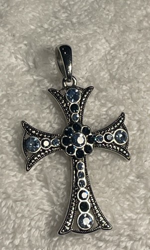 Charm Croce Celtica Tono Argento con Strass Blu Ciondolo Religioso Gioielli - Foto 3 di 10