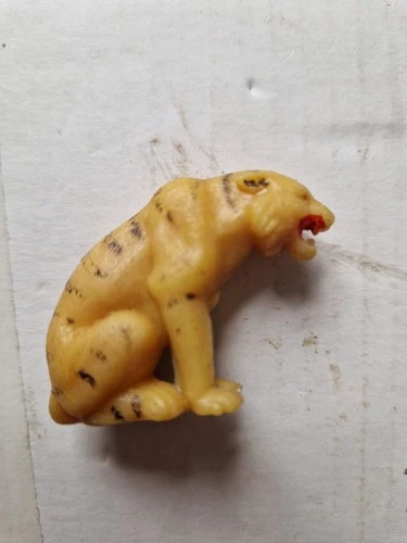 Vintage Timpo Dinky Corgi ... lion seated plastic circus playset model figure