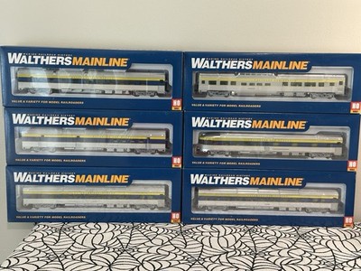 Walthers Mainline HO Scale Delaware & Hudson Budd Passenger Cars (SET OF 6)