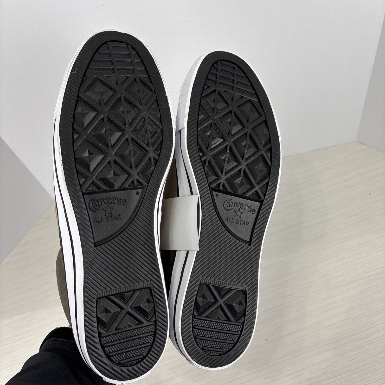 Men's Converse Shoes 11 Chuck Taylor Mid Top CTAS High Street Sneakers NEW thumbnail 6