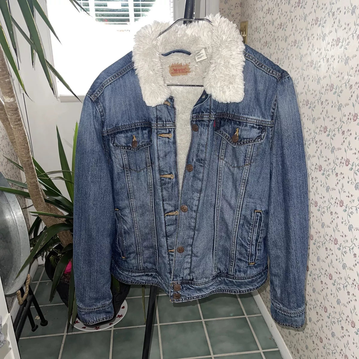 Levi's Denim Blue Jean Jacket Button White Faux Fur Lined Women's Sz XL |  eBay