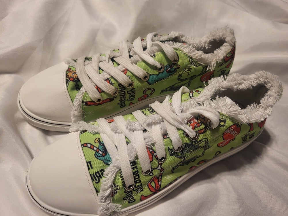 Womans Grinch Shoes Size 10