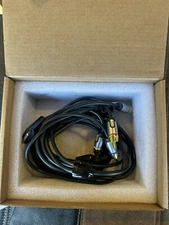 Rocketfish 30-Pin To Component AV / USB Cable RF-AP301 6ft for iPad/iPod/iPhone