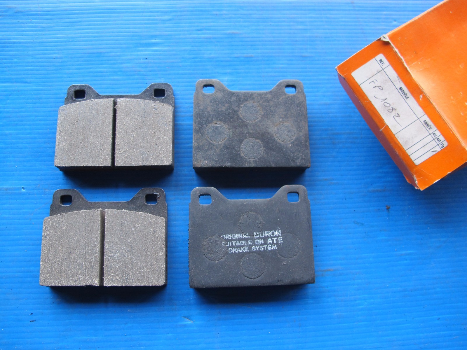 Plaquettes de freins avant Jadet haute durabilité pour Volvo 264