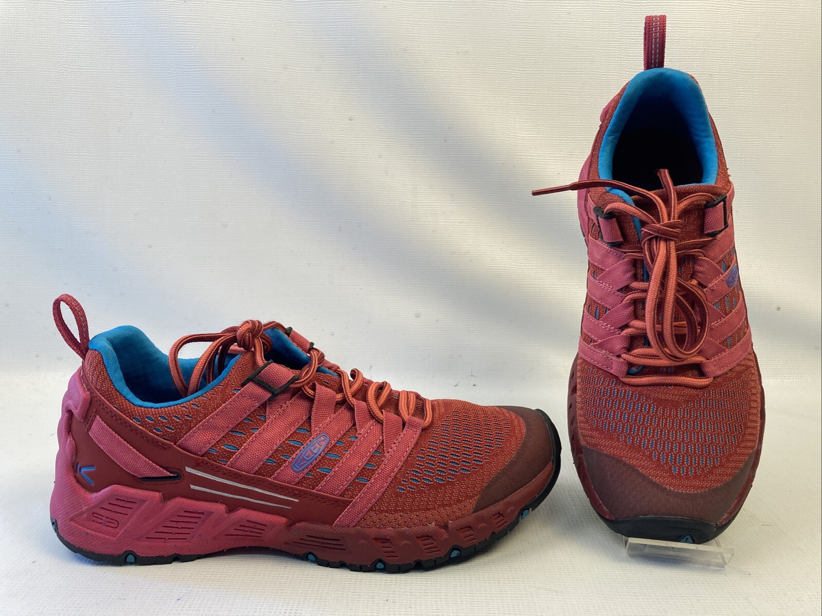 Scarpe da trekking Keen Versago rosse rosa e blu trail donna taglia 7 nuove senza scatola