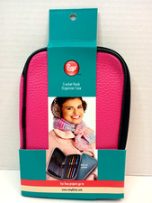 Boye Crochet Hook Organizer Case 7" x 5"