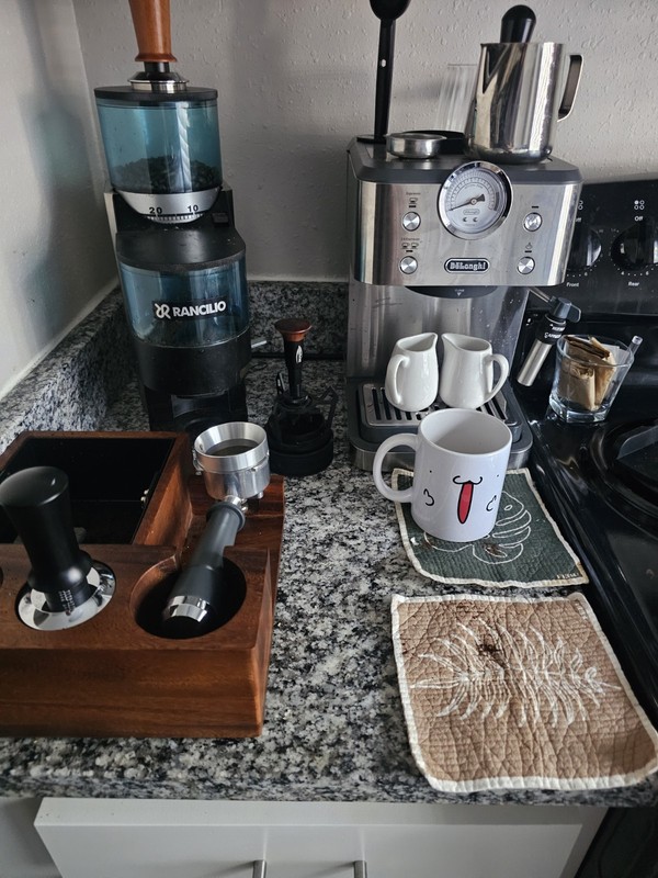 Rancilio Rocky Electric Burr Espresso Grinder with Doser, 8 oz Capacity