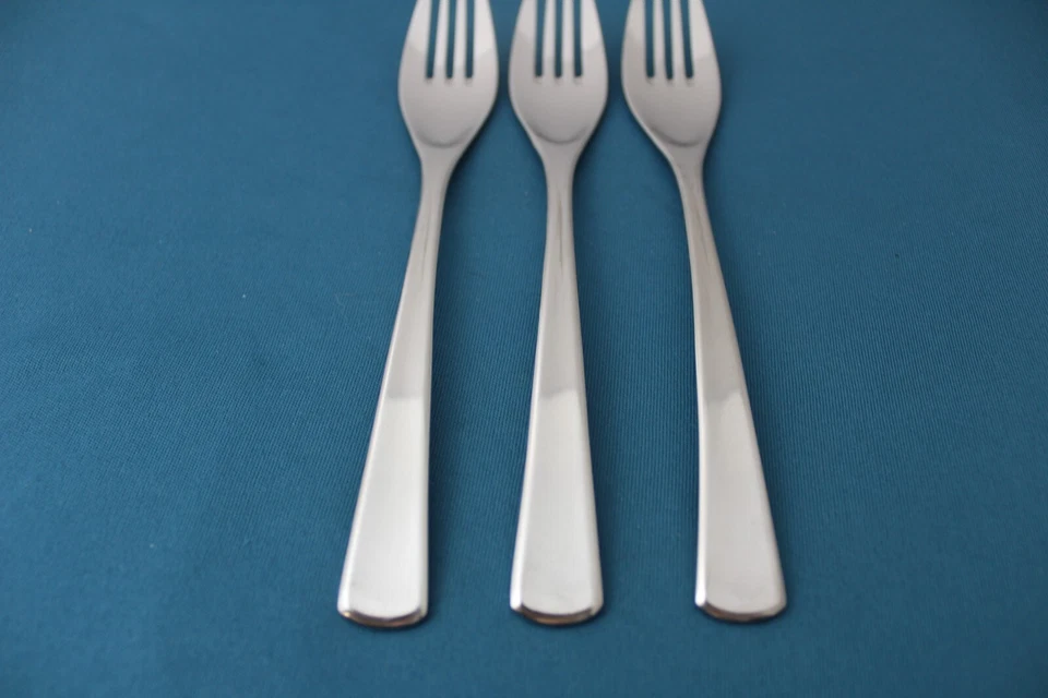 3 Tenedores de Cena WMF DOMUS Acero Inoxidable Corea Moderno 7 5/8" Foto 2 de 4