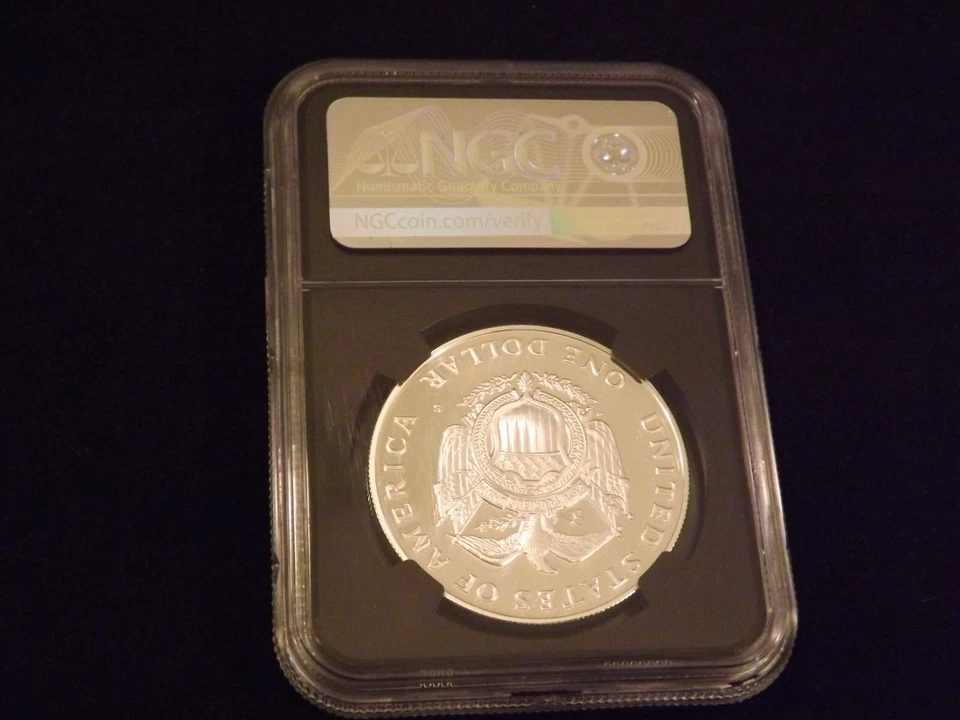 1994 $1    US   Capitol   Bicentennial   RETRO     NGC  PF  70 - Image 2 of 2