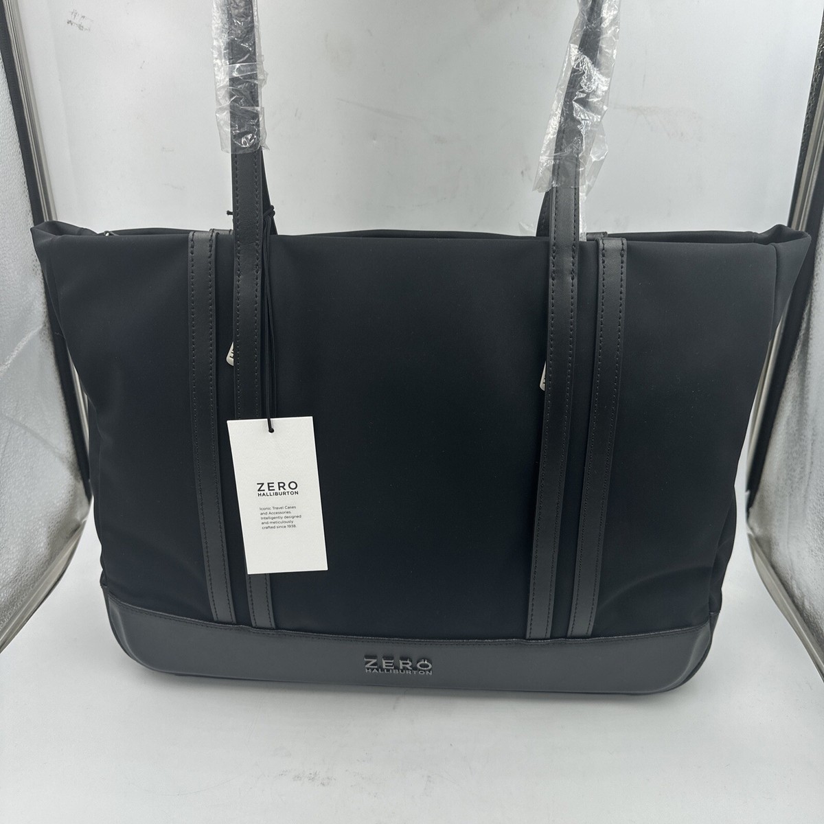 Zero Halliburton Carry-On Tote Black Nylon Travel Bag 23 Zero Halliburton Carry-On Tote Black Nylon Travel Bag 23