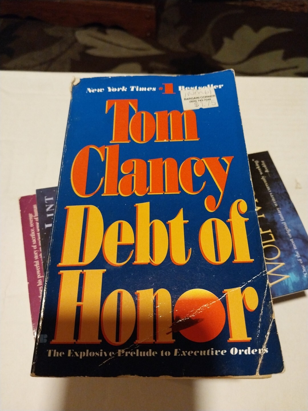 A Jack Ryan Novel Ser.: Debt of Honor by Tom Clancy (1995, Mass Market)