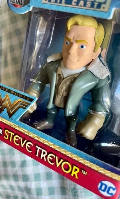 Jada DC Comics ЧУДО-ЖЕНЩИНА (M282), КОРОЛЕВА ИППОЛИТА (M284), СТИВ ТРЕВОР (M285)  - Изображение 4 из 4