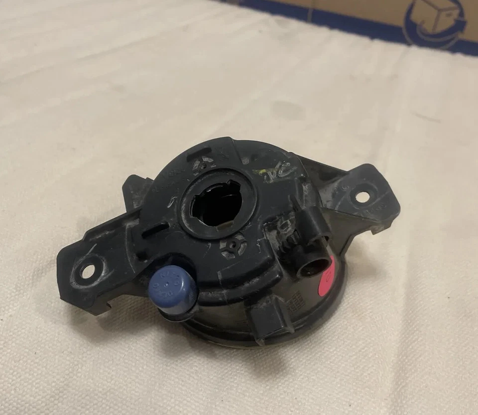 Luz antiniebla izquierda Nissan Máxima 2007-2014 OEM Foto 3 de 4