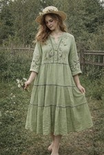 Anthropologie Fig & Flower tiered lagen look embroidered midi boho dress Medium