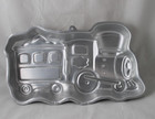 Wilton Train Cake Pan Mold 2105-6500 Engine Caboose 1990 Aluminum — photo 2