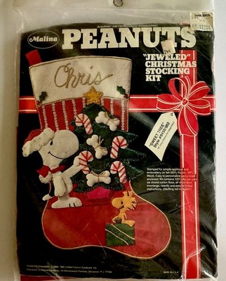 Malina Vintage Peanuts Sweet Tree Jeweled Felt Stocking Kit #8450/002 - 18  NEW
