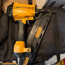 Bostitch 3-1/4-in 28 -Degree Pneumatic Clip head/Roundhead Framing Nailer