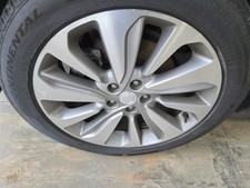 Used Wheel fits: 2019 Buick Encore 18x7 aluminum 10 spoke gray inlay opt RDK Gra
