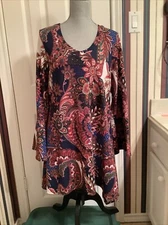 Win Win Flare Bottom Tunic Top Women Large Extra Large XL Colorful Bell Sleeve