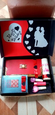 Birthday hamper gift box for her girlfriend wife