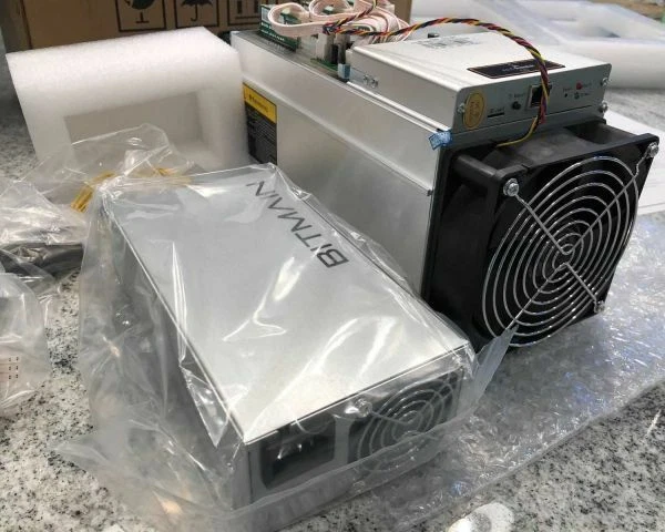 Bitmain Miner S9 13.5TH/s ASIC Miner+ PSU Good Working Condition IN BOX, USA ANT - Image 2 of 4