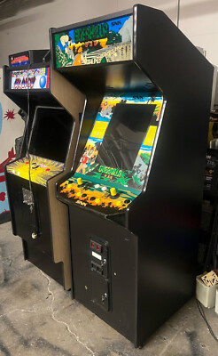 GUERRILLA WAR ARCADE MACHINE by SNK 1987 (Excellent Condition