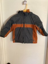 Kids "REI" gray/dark orange zip up winter hooded jacket. Sizd XS 4/5