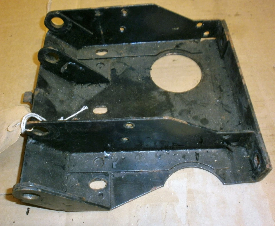 SOPORTE DE CAJA DE PEDAL ASTON MARTIN VIRAGE V8 29-50865 Foto 2 de 2