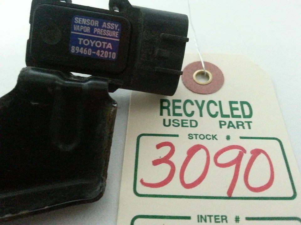 Toyota RAV4 2000 conjunto de sensores presión de vapor OEM 89460-42010 #3090 Foto 3 de 4