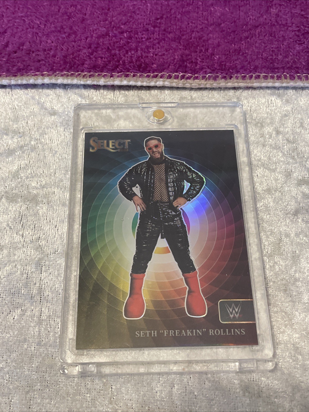 2023 PANINI WWE SELECT SETH “FREAKIN” ROLLINS #10 COLOR WHEEL PRIZM SSP CASE HIT