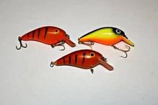 Vintage Lot of Unknown Plastic Diving Plugs