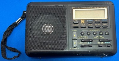 World Band Receiver Radio DAK PLL Synthesized Digital MR-101 FM/SW1/SW2/MW
