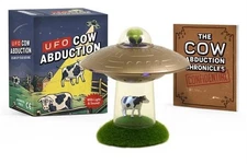 UFO Cow Abduction: Beam Up Your Bovine (with Light and Sound!) (Paperback or Sof