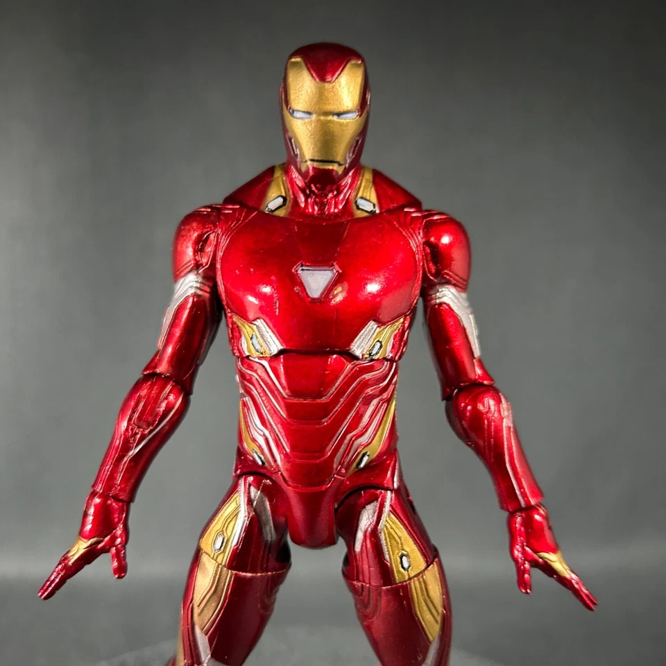 Figura Marvel Select Avengers Infinity War Iron Man Mark 50 Diamond Select Toys Foto 2 de 4