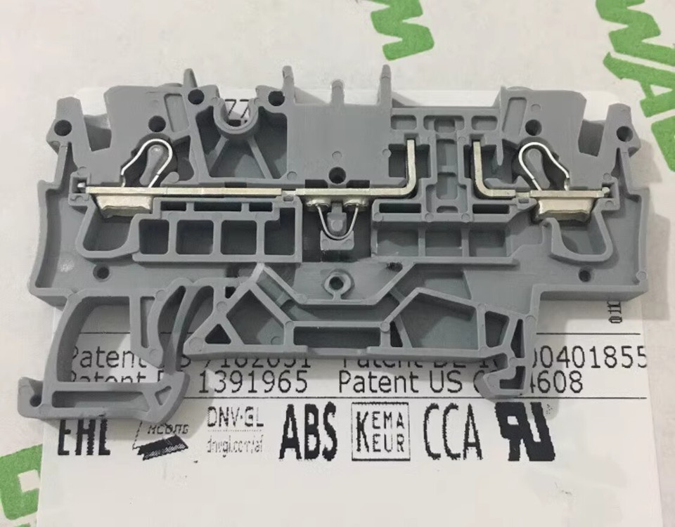 100pcs/Box New 20021681 Spring selflocking 2wire fuse terminal block