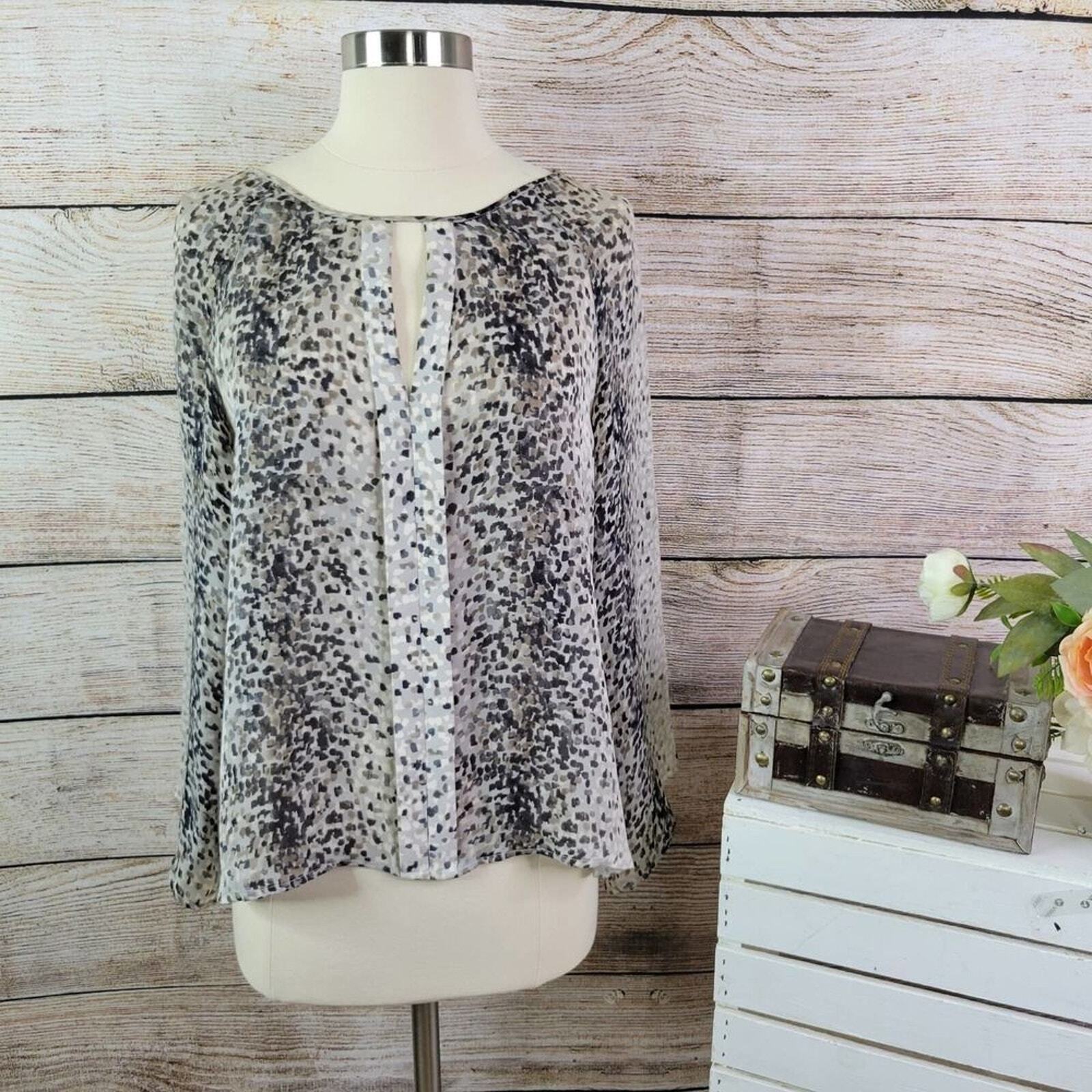 Parker Womens 100% Silk Georgette Abstract Keyhole Top Size XS