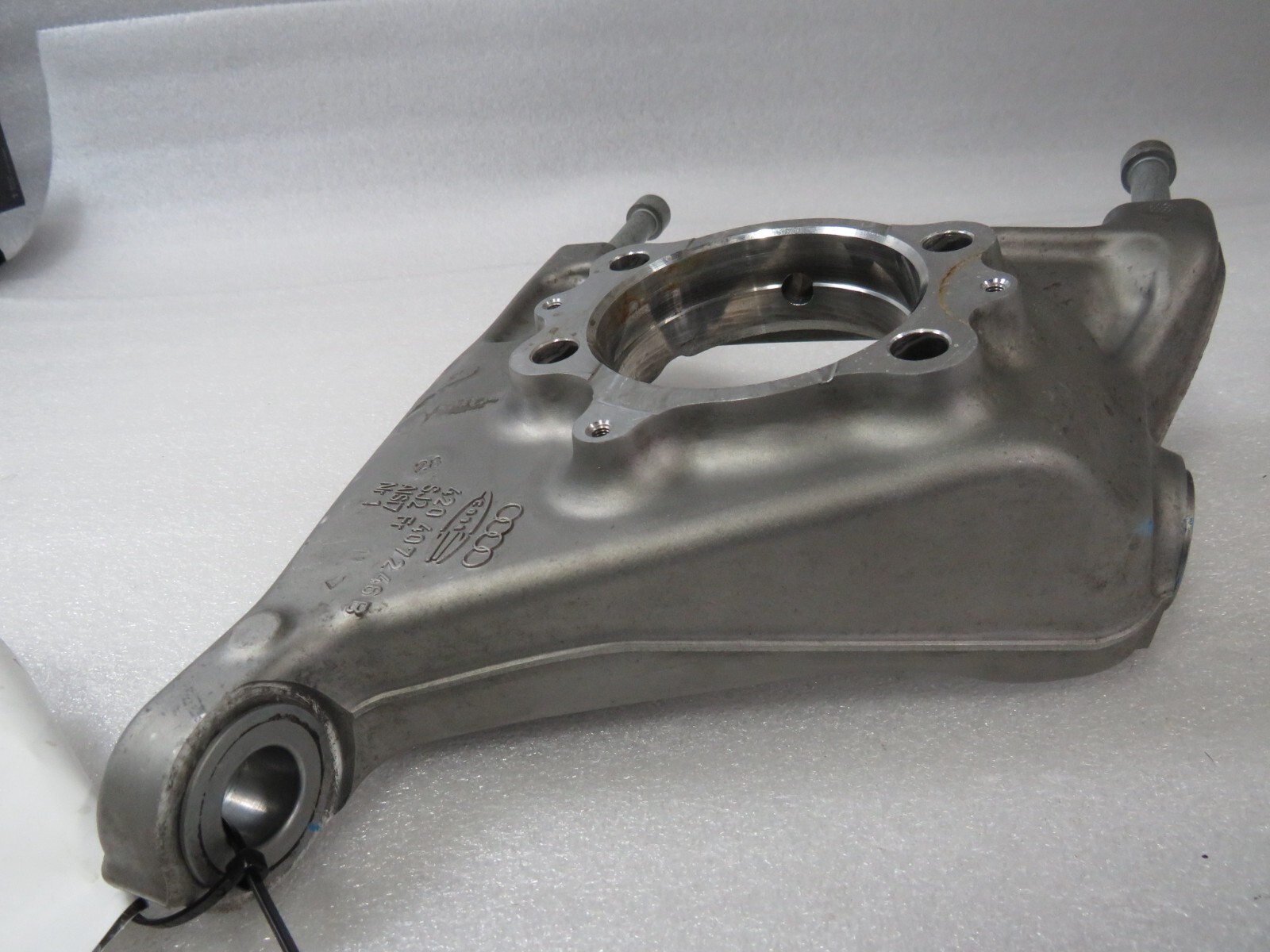 Lamborghini Gallardo, LP550, 560 RH, Front Spindle Knuckle, Used, P/N 420407246B