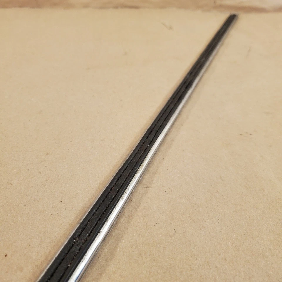 Jaguar XKE E-Type S3 2+2 Bota Individual Retenedor de Riel de Equipaje BD29249 Foto 3 de 4