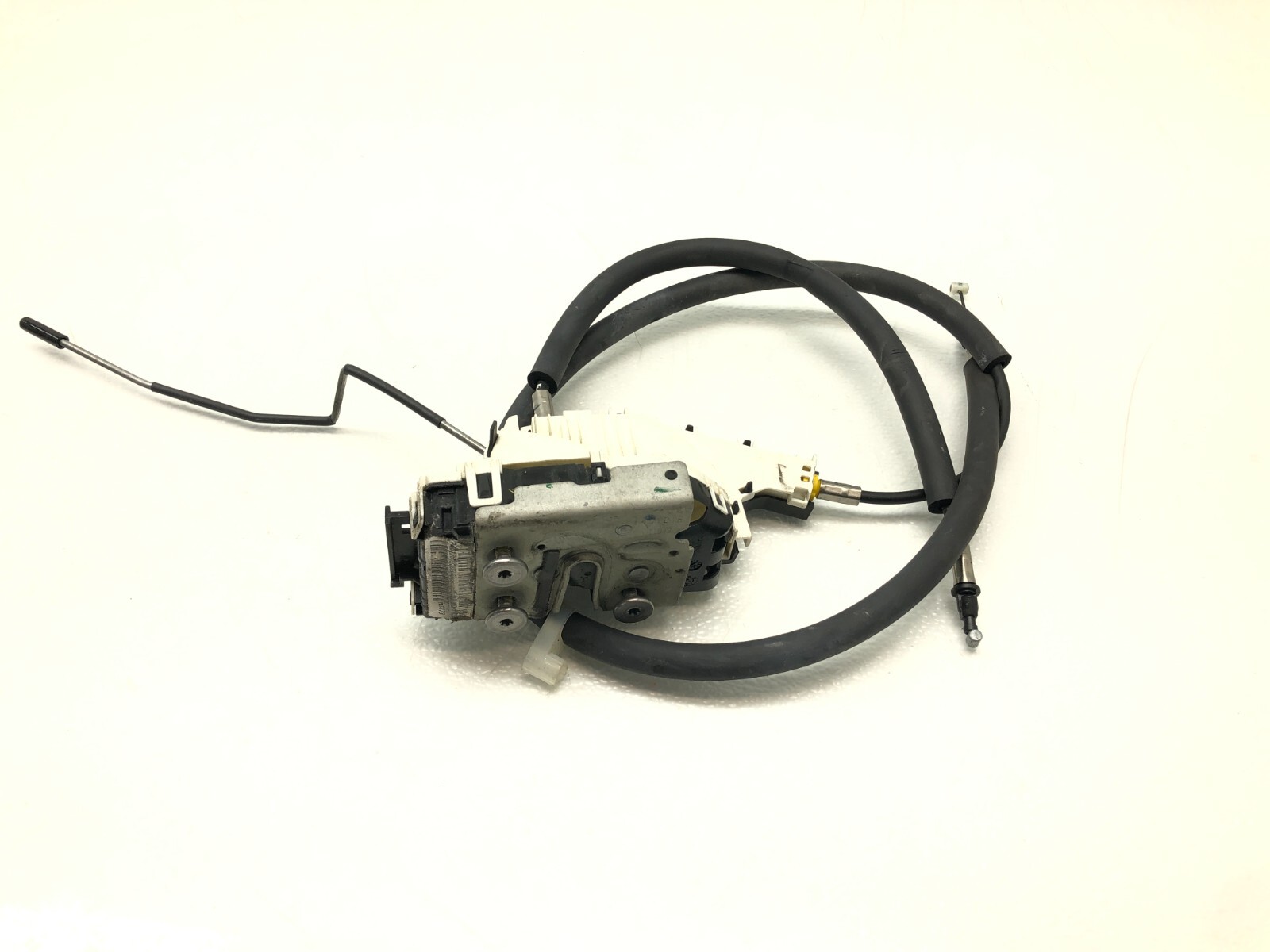 2014-2019 MASERATI GHIBLI S Q4 RIGHT PASS FRONT DOOR LOCK LATCH ACTUATOR OEM.