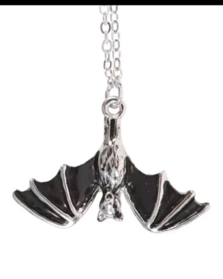 Hanging Bat Pendant Necklace Stainless Steel Gothic Vampire Coffin Gift #A