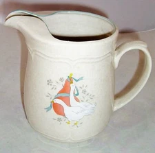 INTERNATIONAL MARMALADE 2 qt PITCHER WATER GEESE GOOSE