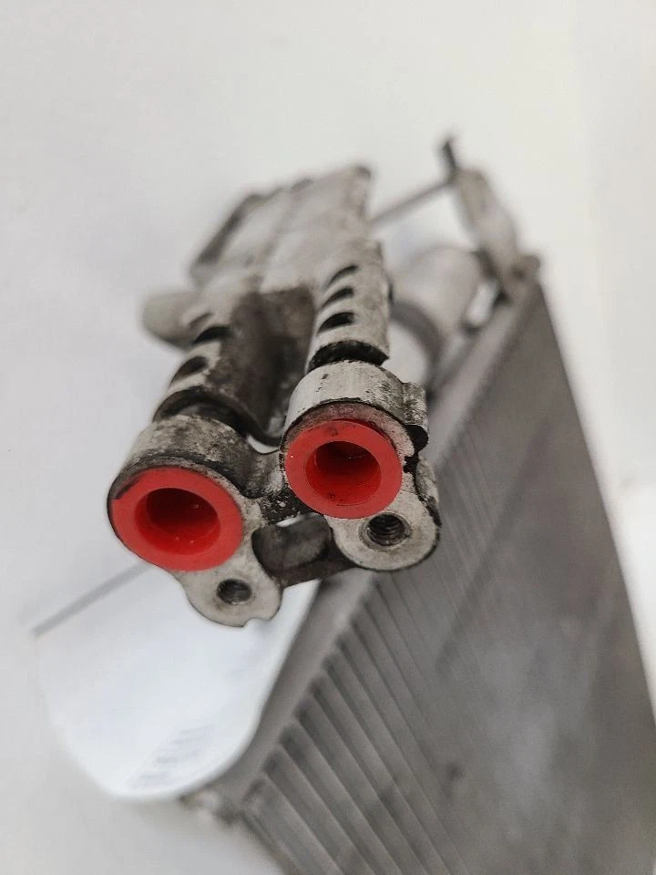 Condensador de aire acondicionado Mazda 3 2004-2009 2,3 L BPYK6148ZA 04-09 Foto 2 de 4