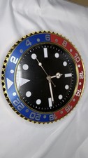 Round Analog Wall Clock Gold Finish Black Dial Red/Blue Bezel Battery