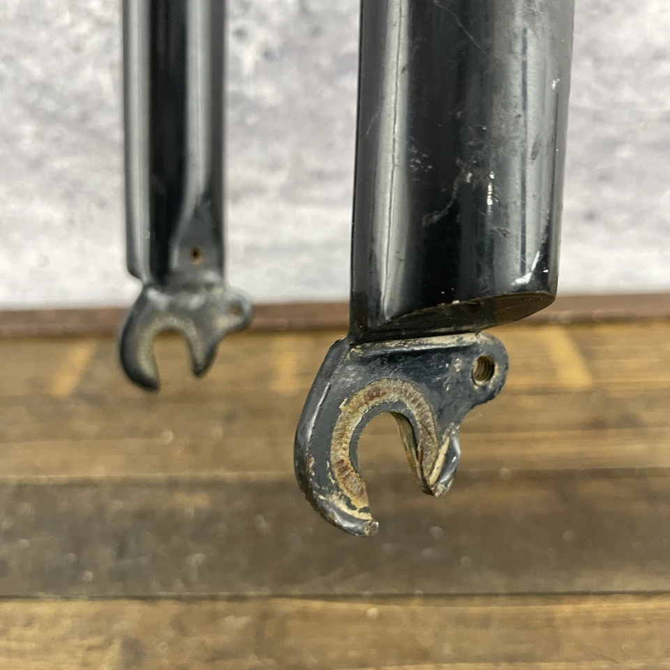 Vintage GT 26 Fork 1 Inch Threaded Mountain Bike CRMO Black 90s Short - Image 2 of 4