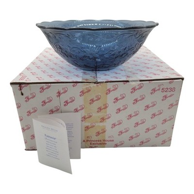 Princess House #5238 Fantasia Blue Sapphire Crystal Scalloped Serving Bowl 92oz
