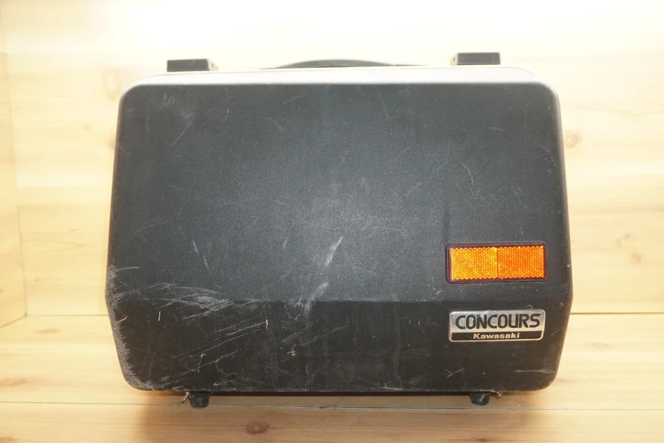 1986-2006 Kawasaki ZG1000 ZG 1000 Concours Left Saddlebag Saddle Bag Luggage - Image 2 of 4