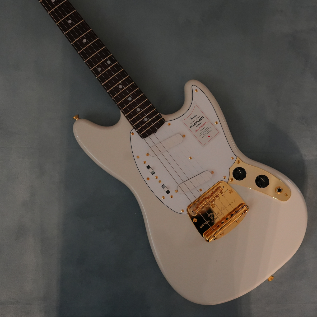 Fender Made in Japan Traditional 2025 Collection 60s Mustang White